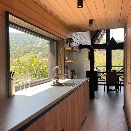 Valley Hills-котедж на схилах гір з чаном-джакузі *