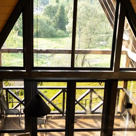 아파트 Valley Hills-котедж на схилах гір з чаном-джакузі *