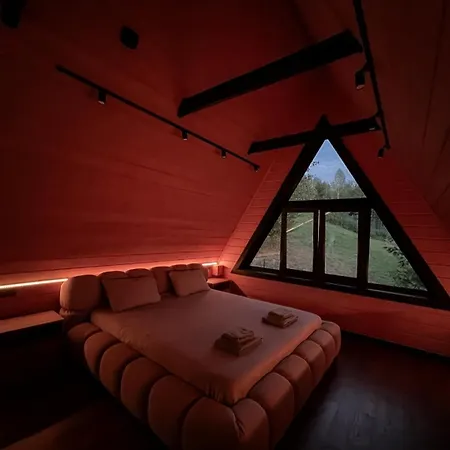 Valley Hills-котедж на схилах гір з чаном-джакузі Appartement *