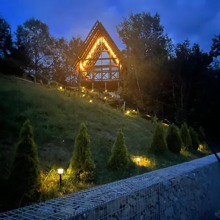 Valley Hills-котедж на схилах гір з чаном-джакузі Daire *